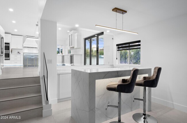 Foto del edificio - 4748 E Redfield Rd