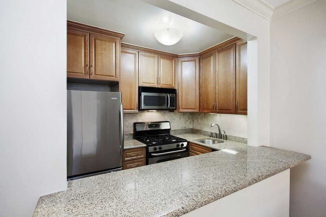 Foto del edificio - 60 W 66th St