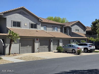 Building Photo - 7401 W Arrowhead Clubhouse Dr