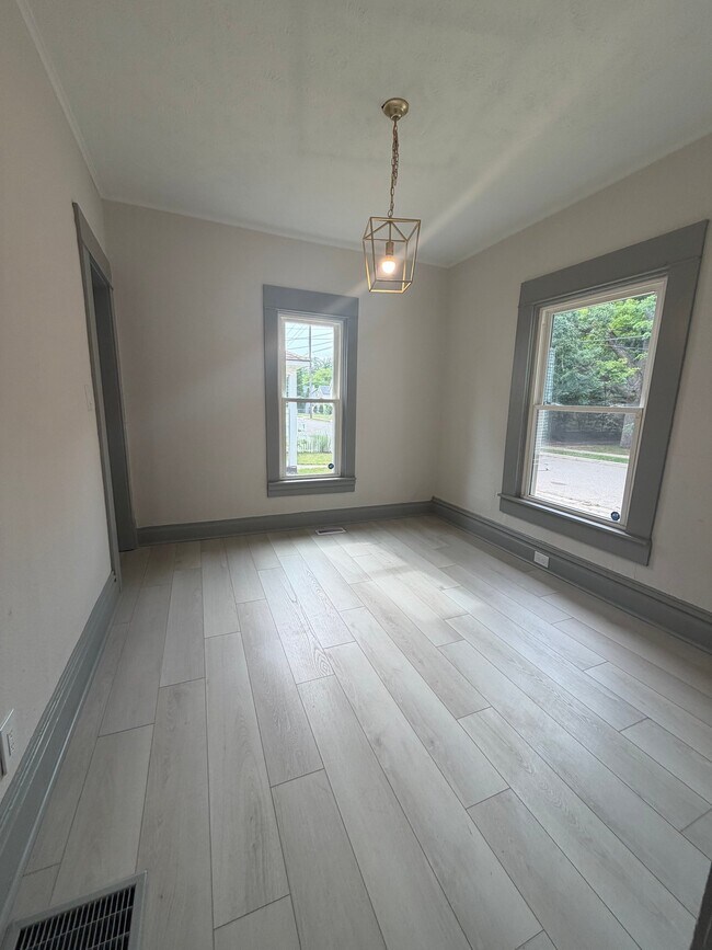 Foto del edificio - 952 Logan St SE
