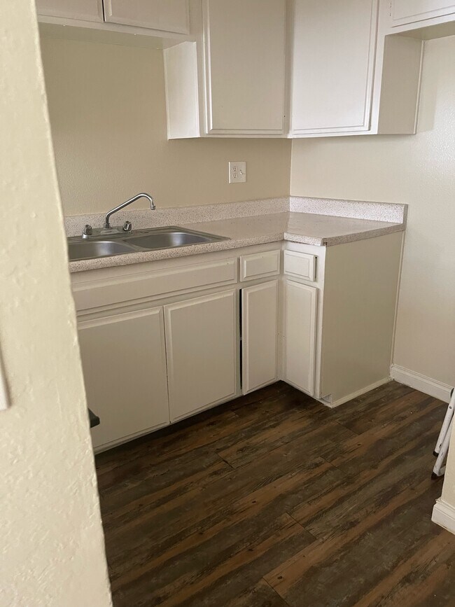 Foto del edificio - Sun Valley Apartments