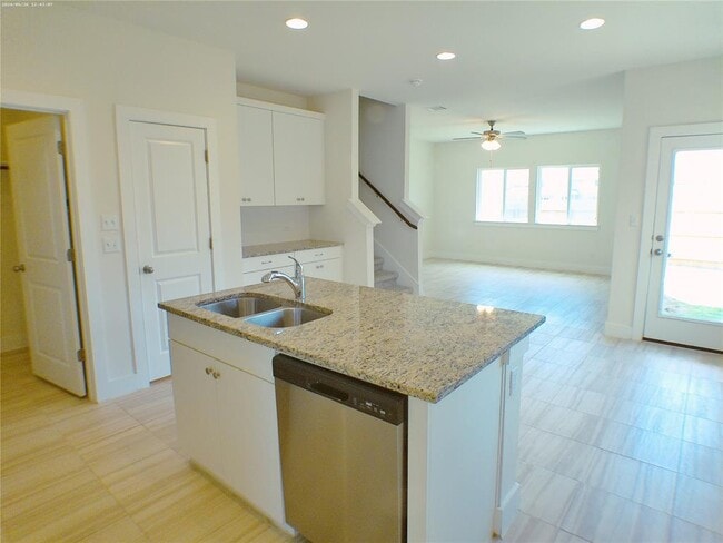 Building Photo - 139 Furlong Dr