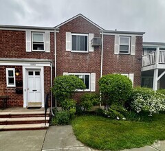 Building Photo - 72-19 Little Neck Pkwy