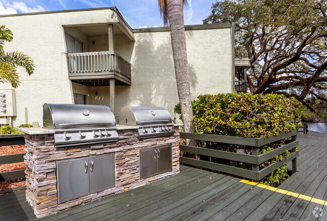 BBQ Area - Rivertree Landing