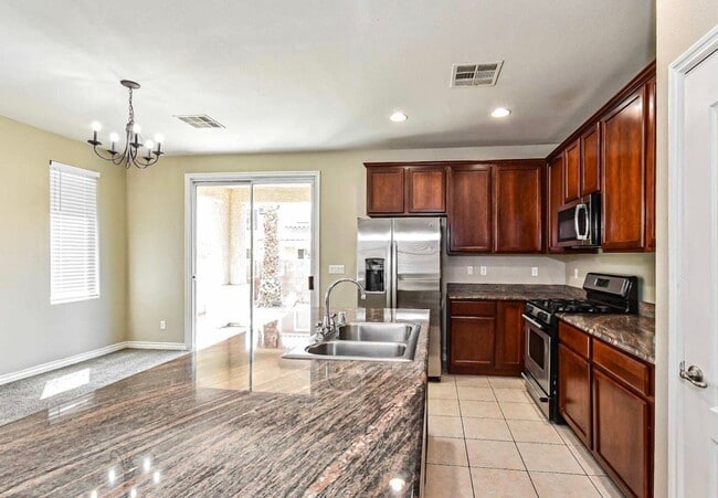 Building Photo - 4013 Keasberry Ave