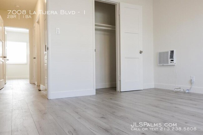 Building Photo - 7008 La Tijera Blvd