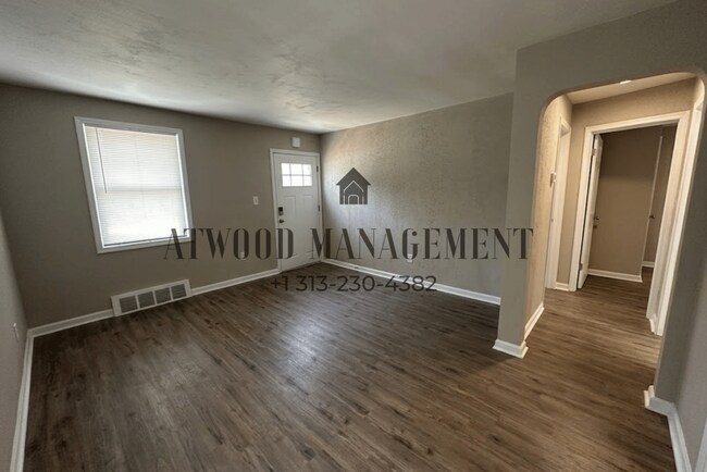 Foto del edificio - 14722 Quincy St
