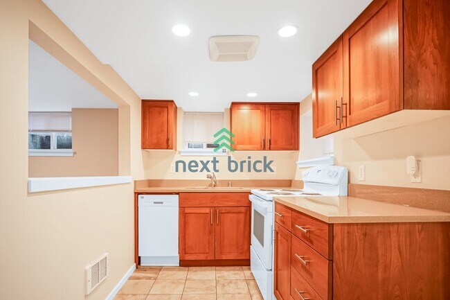 Foto del edificio - Charming 1-bedroom, 1-bathroom unit in Greenwood