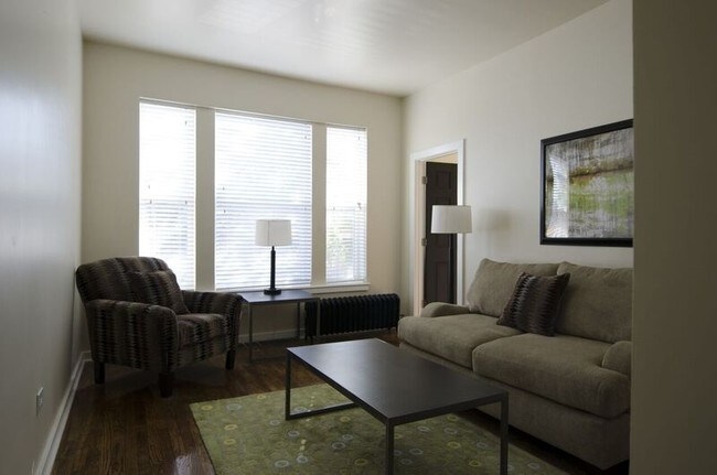 Foto del edificio - 3200 W Fulton Blvd