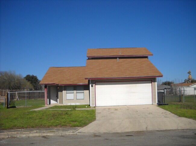 Building Photo - 5767 Country Sun Dr
