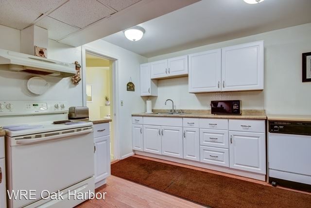 Building Photo - 1 br, 1 bath House - 1546 NE 3rd Ave