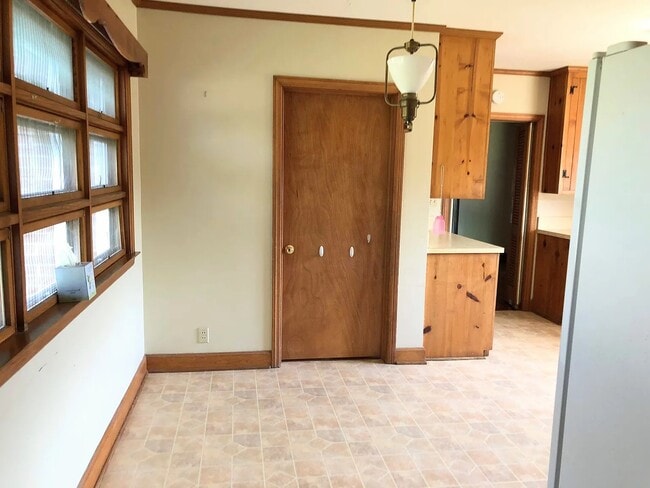 Foto del edificio - 1619 Jones Blvd