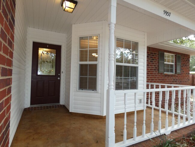 Foto del edificio - Cute Home Located On Hamilton Bridge