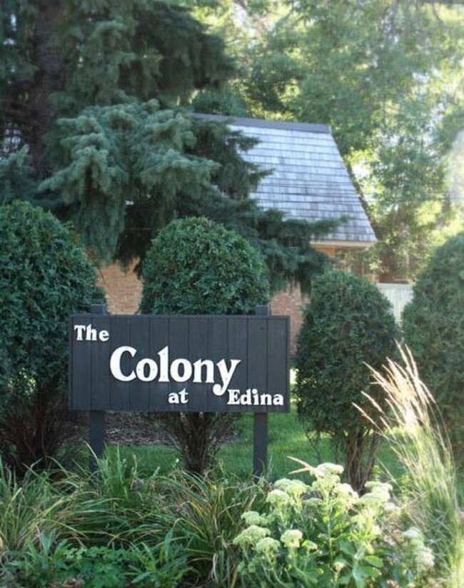 Foto del edificio - Colony Way Condo! Cable Included! All Bran...