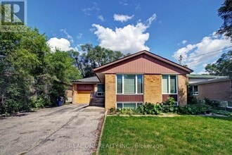 Building Photo - 136 Waterloo Ave