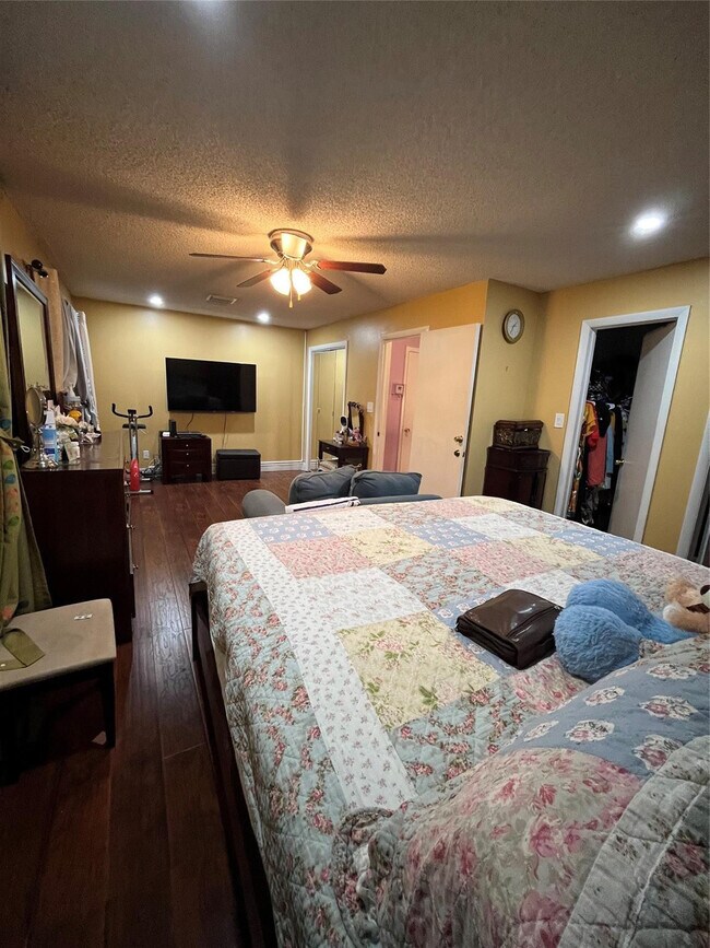 Foto del edificio - 16 Spinning Wheel Ln