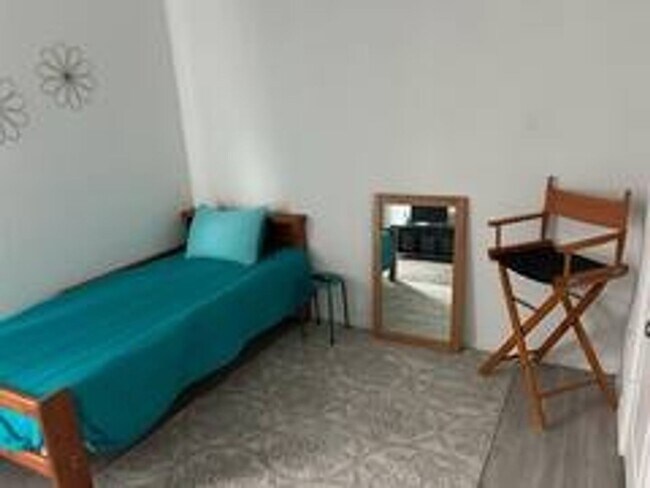 Foto del edificio - 4 Bedroom Single Family Home in Converse