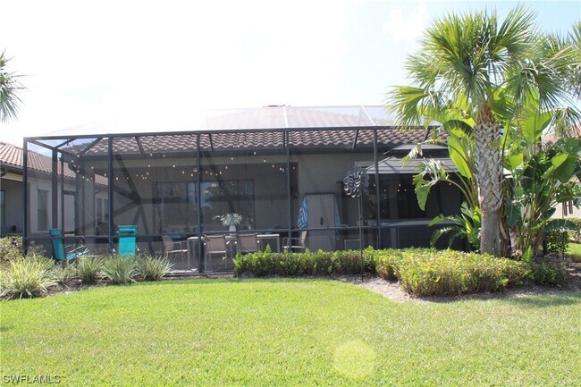 Foto del edificio - 10677 Essex Square Blvd