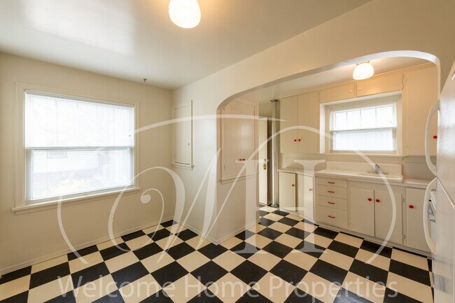 Foto del edificio - 228 SE 6th St