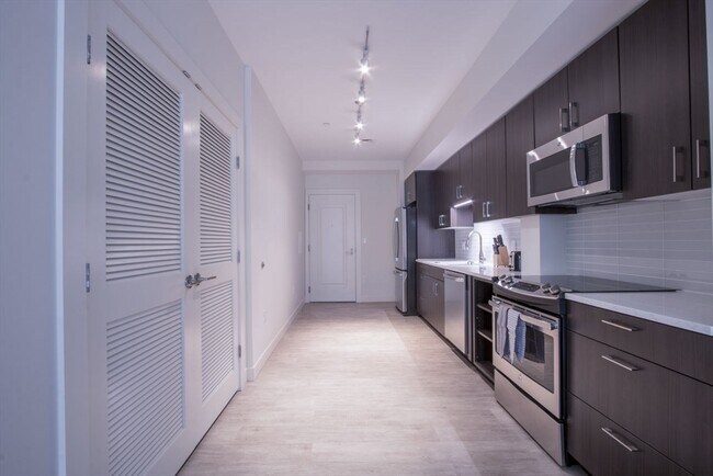 Foto del edificio - 900 Beacon St