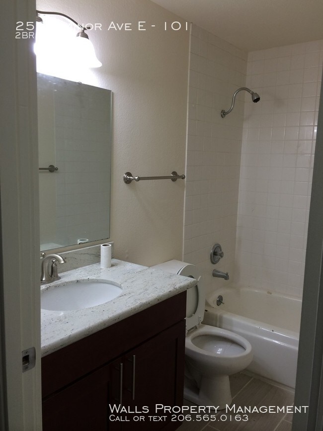 Building Photo - Minor Tower Apartments-101