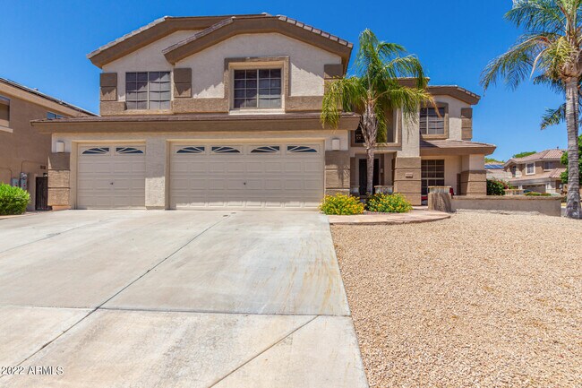 Building Photo - 6866 W Avenida Del Rey