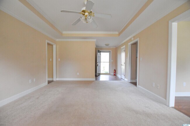 Building Photo - 454 Pine Grove Rd