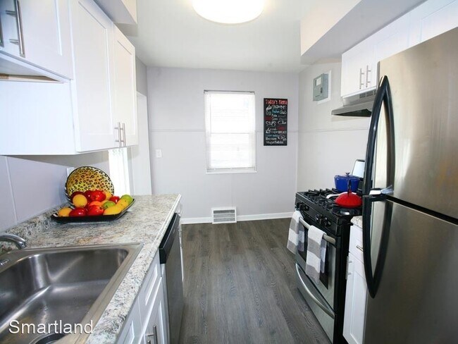 Foto del edificio - 4 br, 1.5 bath House - 20890 Crystal Avenue