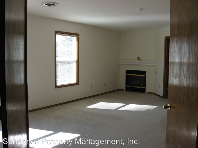 Building Photo - 16710 SW Estuary Dr