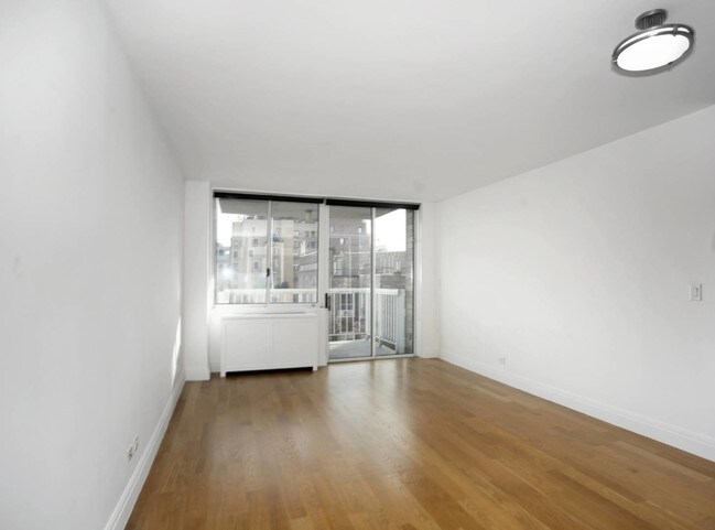Foto del edificio - 423-425 West End Ave