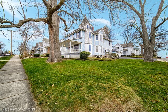 Foto del edificio - 402 Nicholson St
