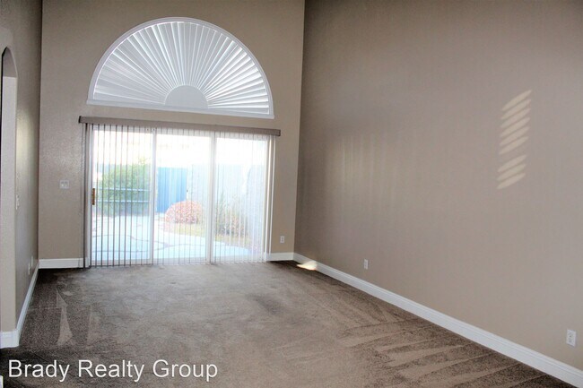 Building Photo - 3 br, 2.5 bath House - 907 Majestic Oak