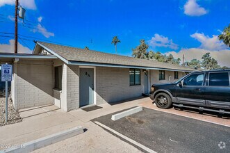Building Photo - 1744 W Glendale Ave
