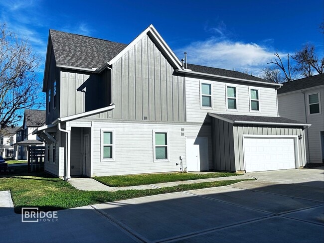 Building Photo - ADDISON PLAN