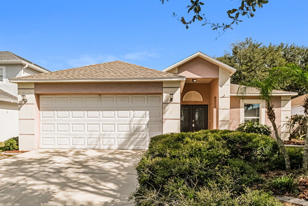 Foto principal - 12934 Lake Vista Dr