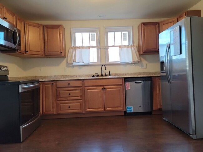 Foto del edificio - Coming Soon- Charming 2-Bedroom Home in Sanford