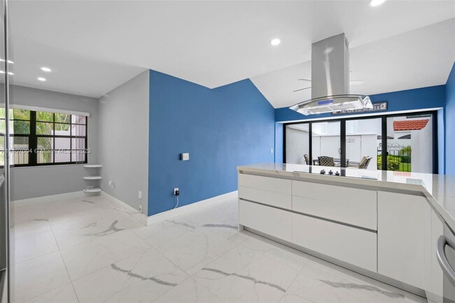 Photo - 20904 Leeward Ct House