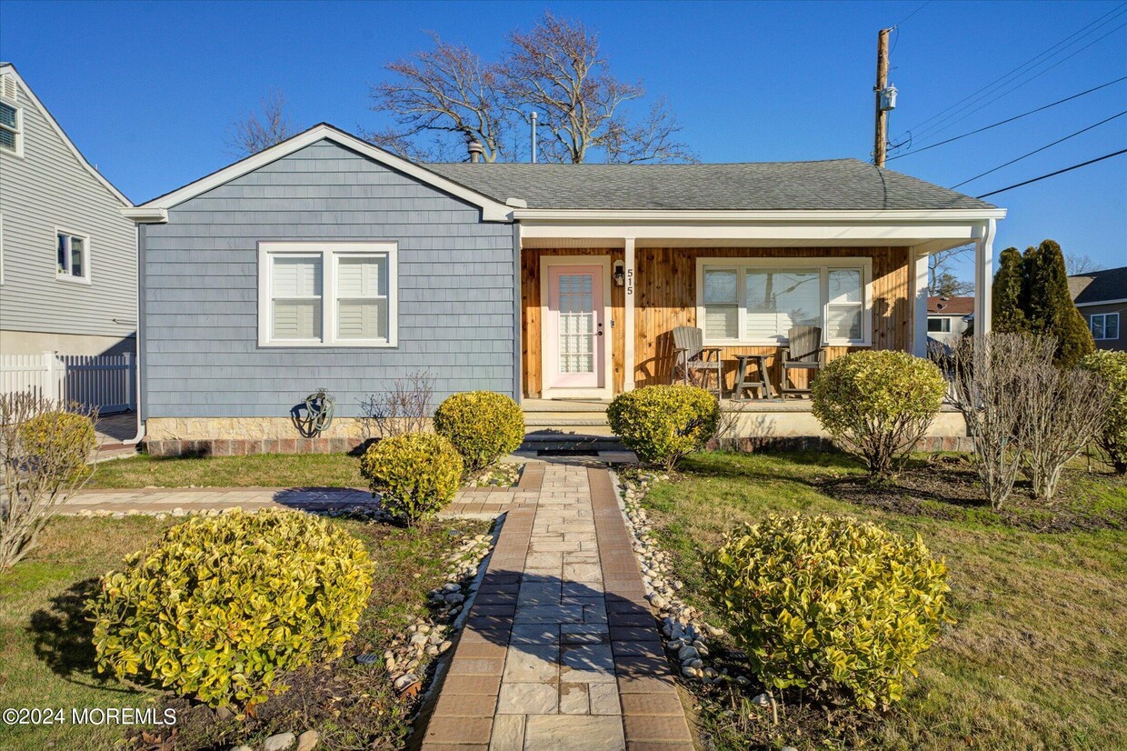 Foto principal - 515 Stone Harbor Ave