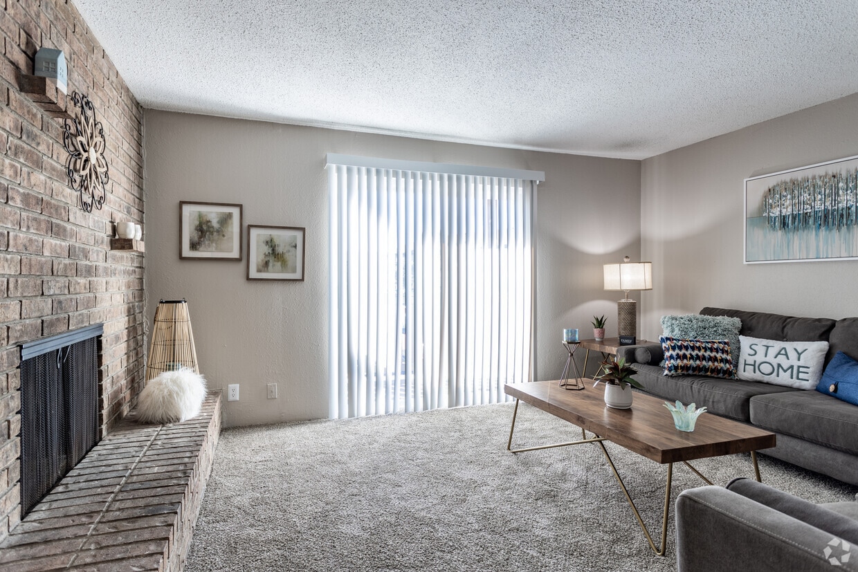 Primary Photo - Brickstone at Woodlawn LLC