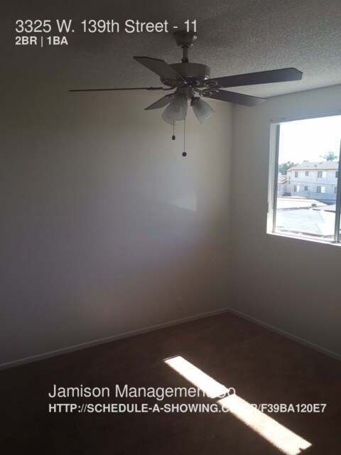 Building Photo - 3325 W 139th St