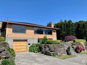 Building Photo - 2468 42nd Ave W