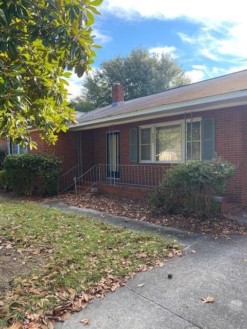 Building Photo - 5438 Meadow Dr