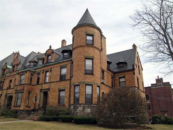 Foto principal - 1763 Beacon St