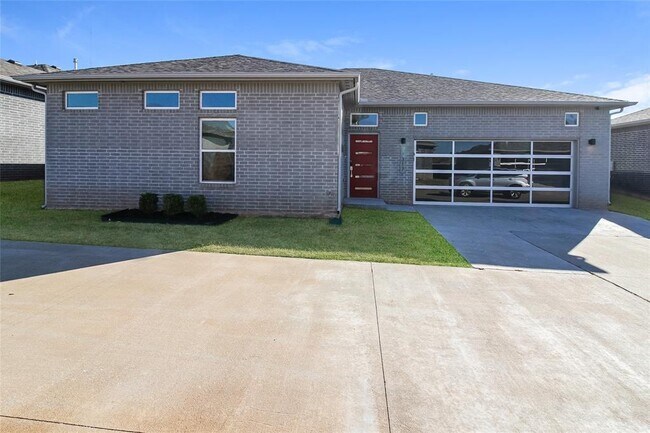 Building Photo - 11317 Paradise Out Ln