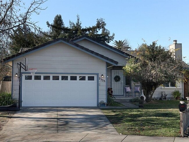 Building Photo - 2335 Mandarin Ln