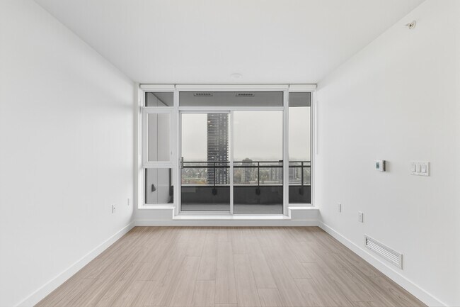 Building Photo - 13675-1107A 107A Ave