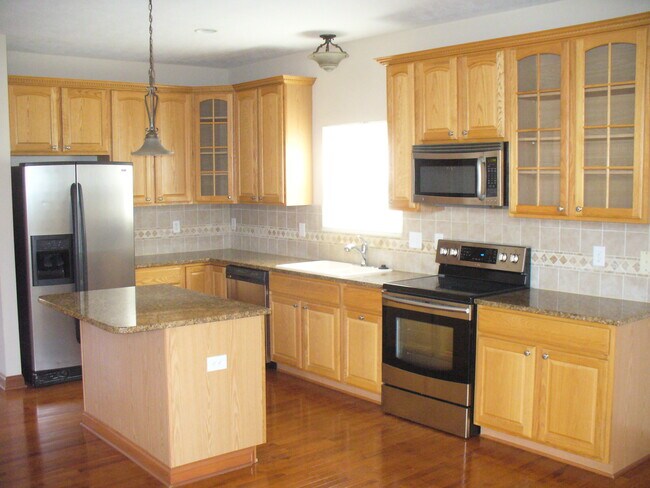 Building Photo - 2274 Shuford Dr