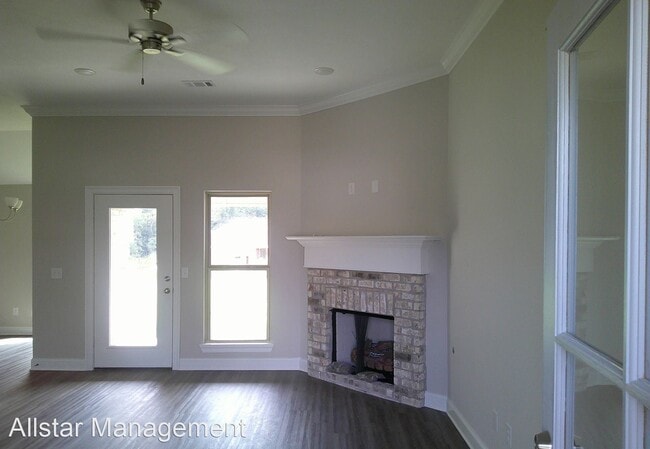 Building Photo - 4 br, 2 bath House - 120 Bailey Cove