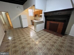 Building Photo - 1709 W Montgomery Ave