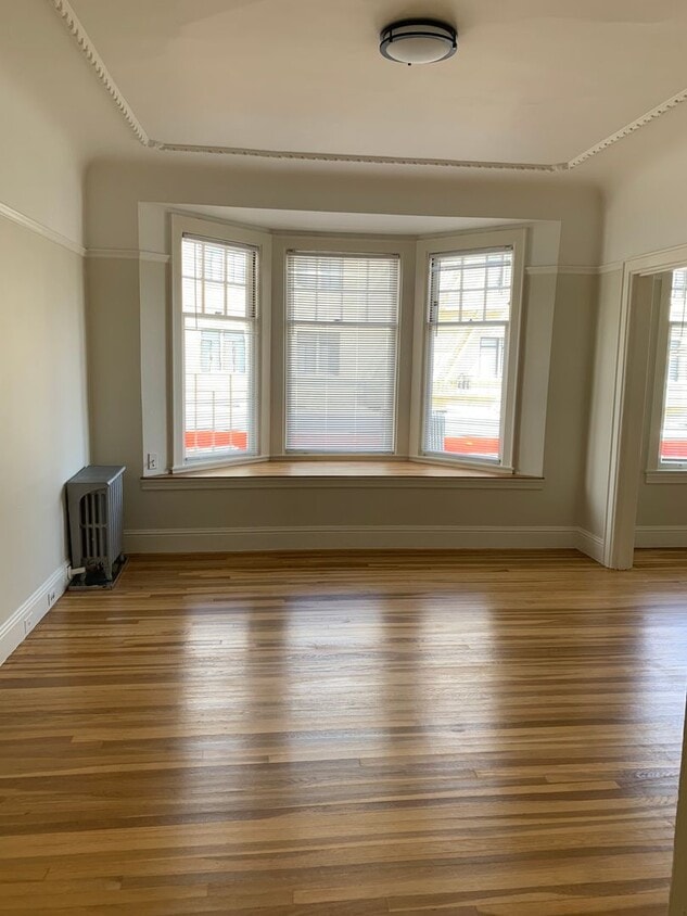 Primary Photo - 2485 Chestnut St